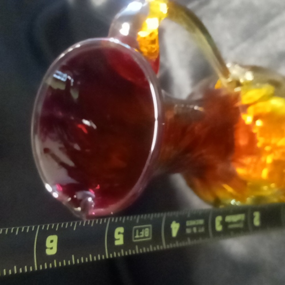 Vintage red vase amberinia glass red carnival glass vase . - Picture 7 of 9